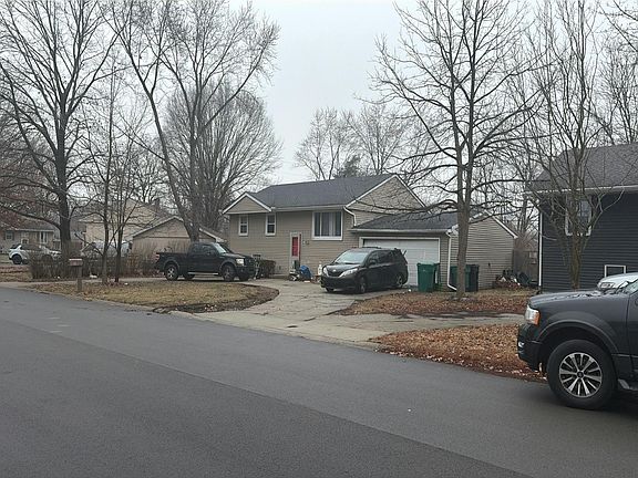 2nd image of 7811 Hendricks St