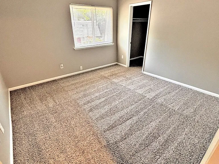 Avalon Cove Townhomes — Photo 46