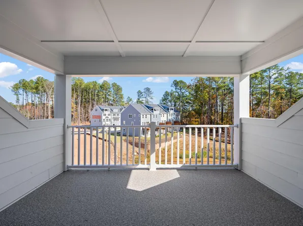 534 Plumleaf Ln, Durham, NC 27703