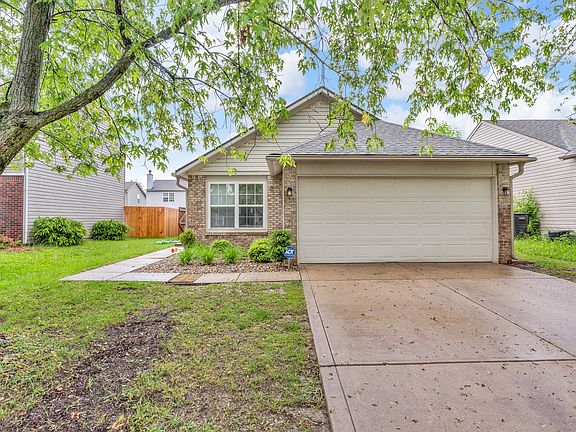 2nd image of 2740 Braxton Dr