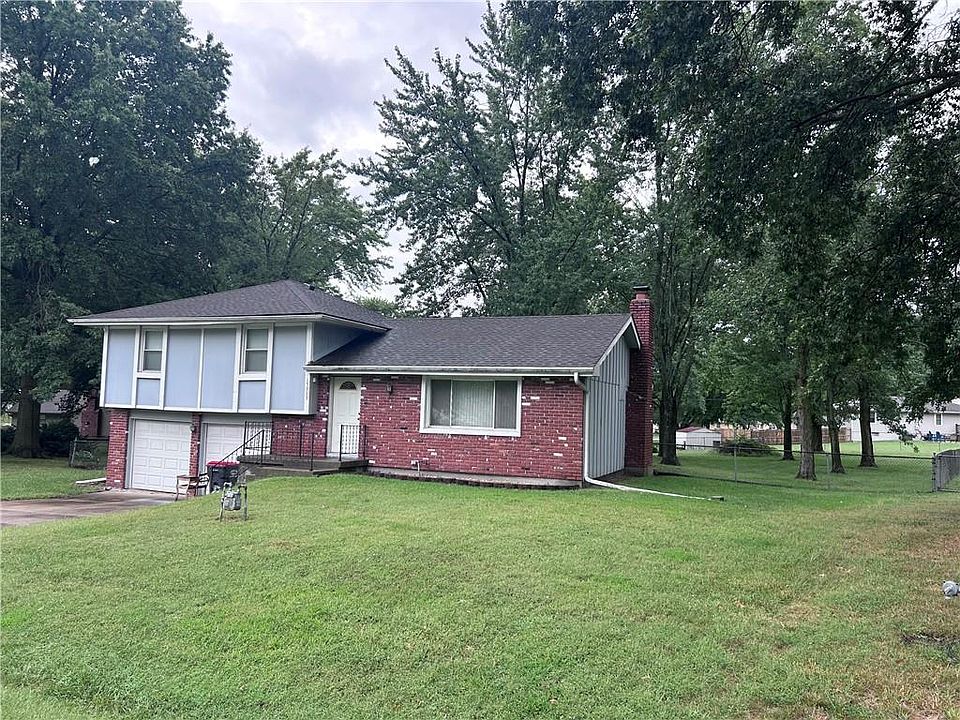 1st image of 15323 S Circle Dr