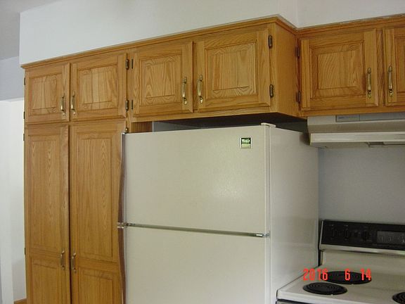 4th image of 800 Moreland Ave