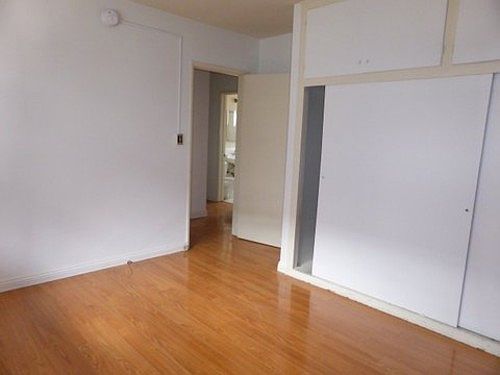 3rd image of 327 S Avenue 57 APT 1