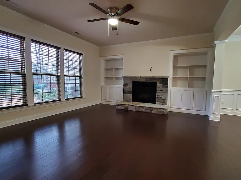 412 Daylin Dr — Photo 33