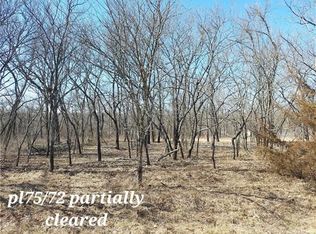 66 E Lakeview Dr, Lacygne, KS 66040