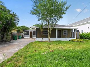 1266 Trail Terrace Dr, Naples, FL 34103