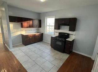 739 S 14th St FLOOR 3, Newark, NJ 07103