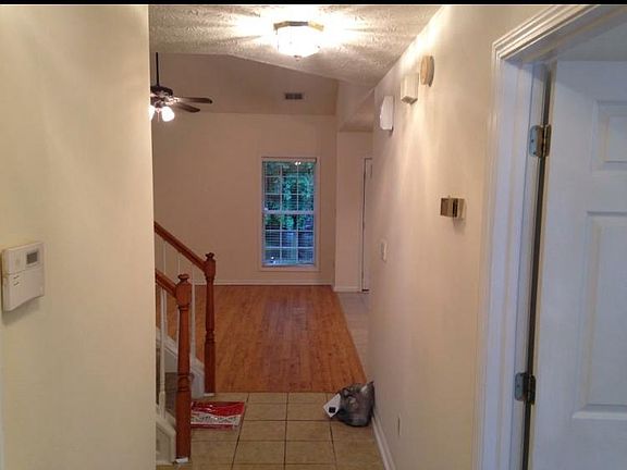 Entry hall/master on right