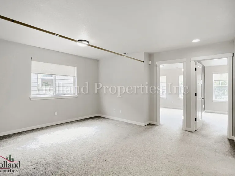 4352 SE Lone Oak St — Photo 8