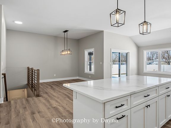 5th image of 1356 Eagle Bluff Dr