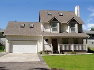 631 32nd St, Bellingham, WA 98225