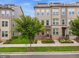 117 Stowe Dr, Gaithersburg, MD 20878