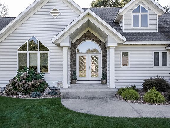 5th image of 360 Highbanks Ct