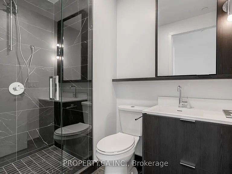 6 Greenbriar Rd #106 — Photo 34