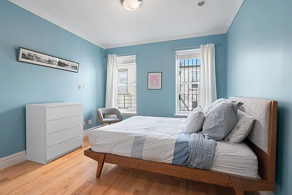 Rented by Compass | media 17