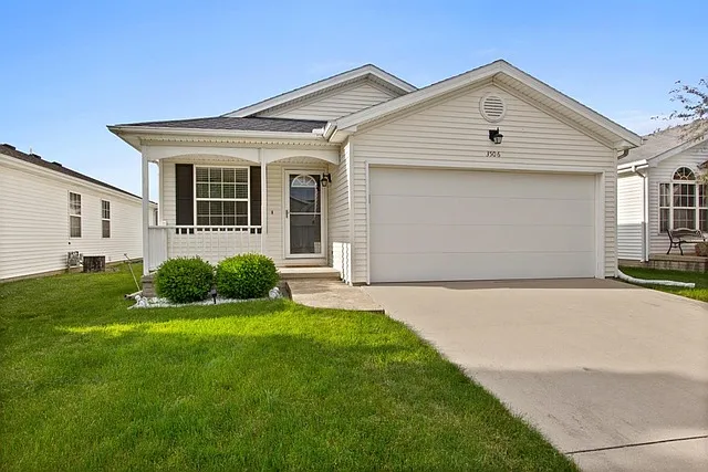 3506 Wegeng Dr photo 1