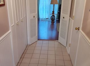 910 Clearwood Rd, Akron, OH 44321