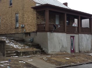 843 S 6th St, Quincy, IL 62301