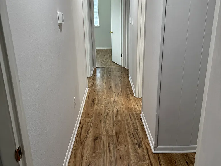 4220 La Borde Ln — Photo 2