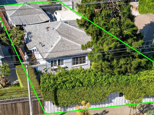 2563 Walnut Ave, Venice, CA 90291