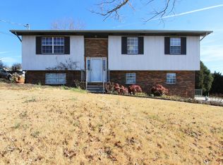 7616 Cedarcrest Rd, Knoxville, TN 37938