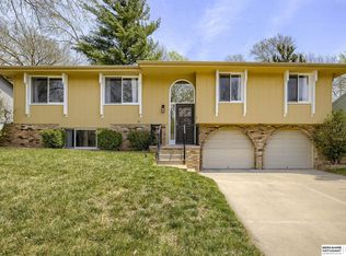 11735 Quail Dr, Bellevue, NE 68123