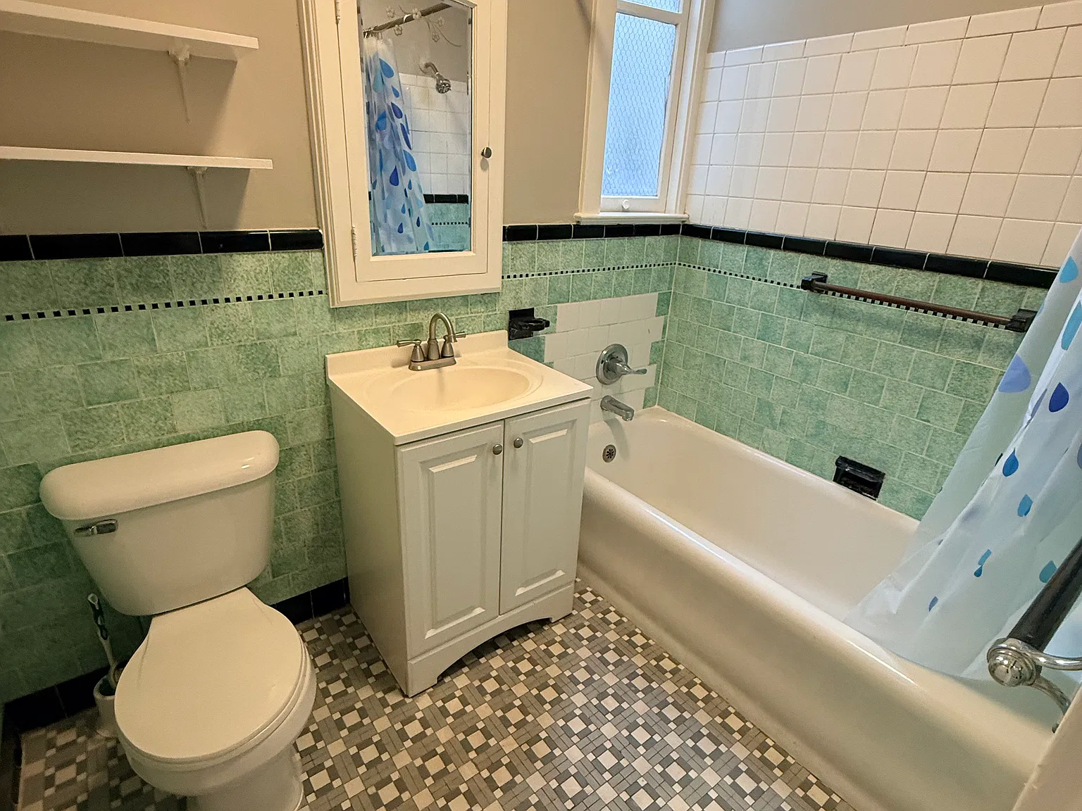 1 bed, $4,200 — Photo 4