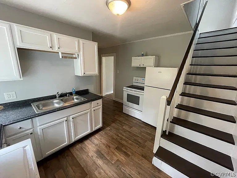 417 N Bridge St — Photo 11