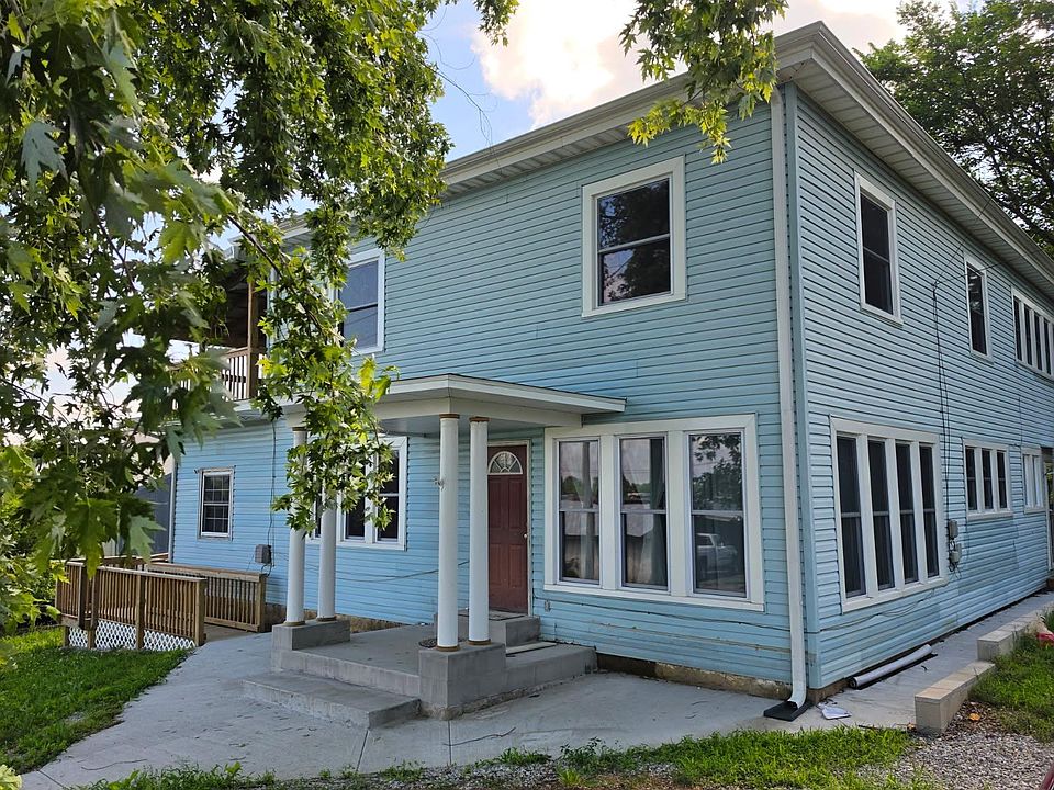 1st image of 118 S Spring St