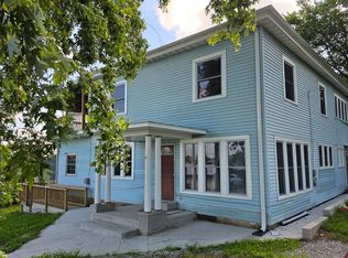 118 S Spring St, Ava, MO 65608