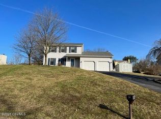 402 Beagle Club Rd, Lewisburg, PA 17837