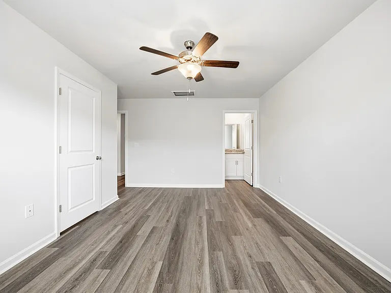 604 Golden Resin Rd — Photo 10