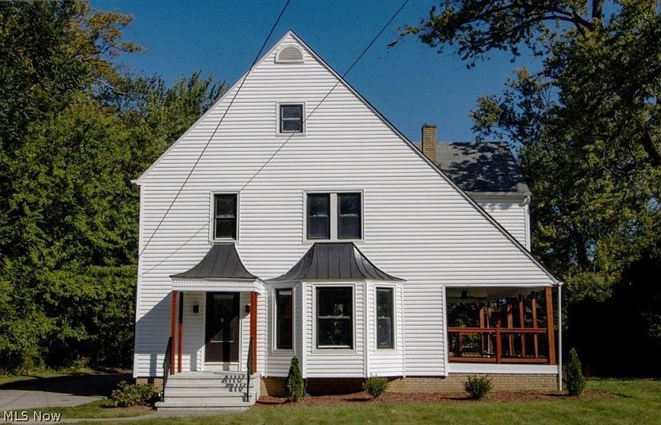 1st image of 29396 Detroit Rd