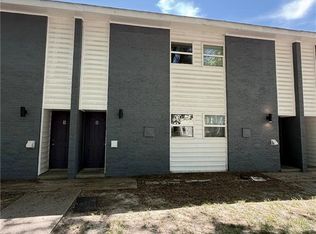 319 Main St #8, West Pt, VA 23181