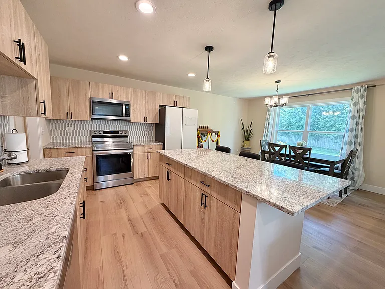 300 Waterwheel Dr — Photo 8