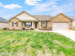 2534 Ancient Oak Ln, Knoxville, TN 37931