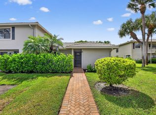 32 Stratford Ln APT D, Boynton Beach, FL 33436