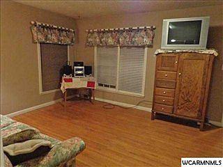 2nd image of 607 Southview Dr
