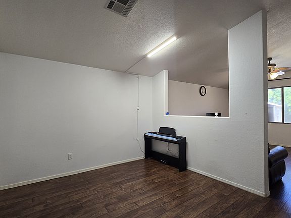 2nd image of 1551 E Orchid Ct