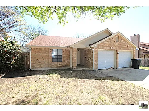 1706 Wickfield Way Photo 1