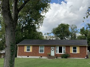 3845 Creekside Dr, Nashville, TN 37211