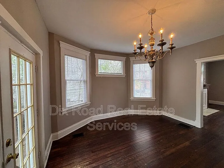 5310 Carthage Ave — Photo 10