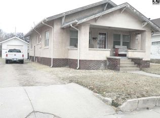 324 E 11th Ave, Hutchinson, KS 67501