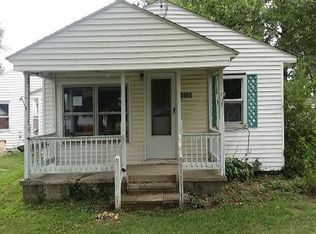 5715 Chestnut Hills Rd, Newark, OH 43055