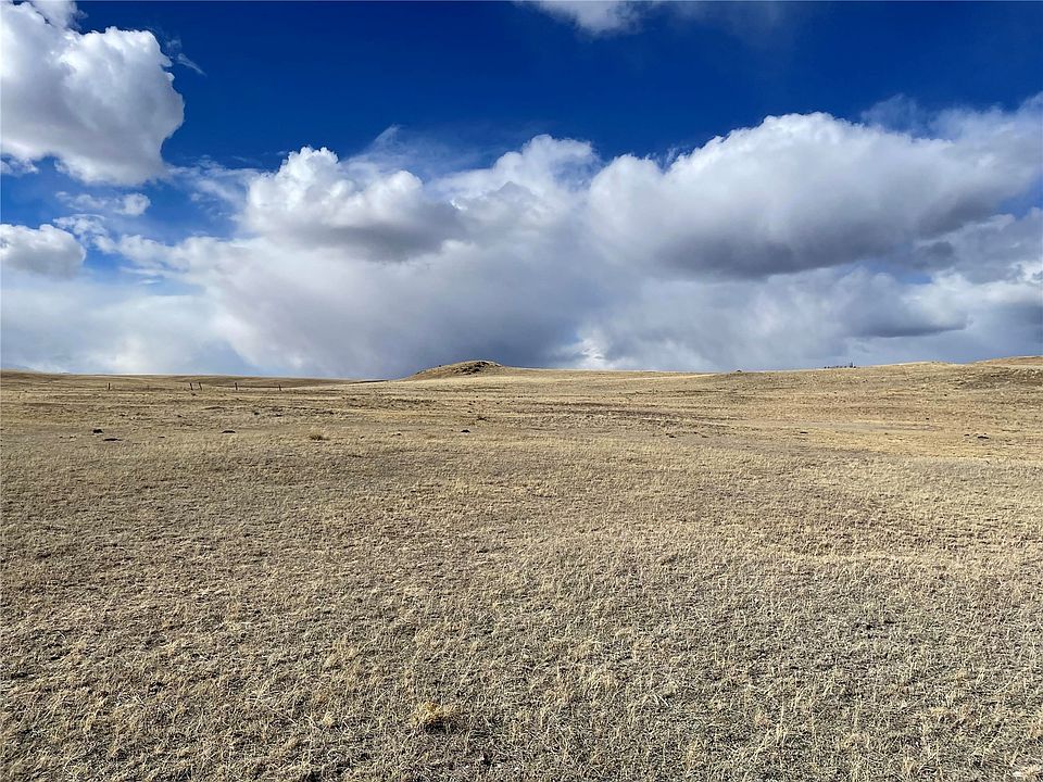 1st image of 305 Badger Lane