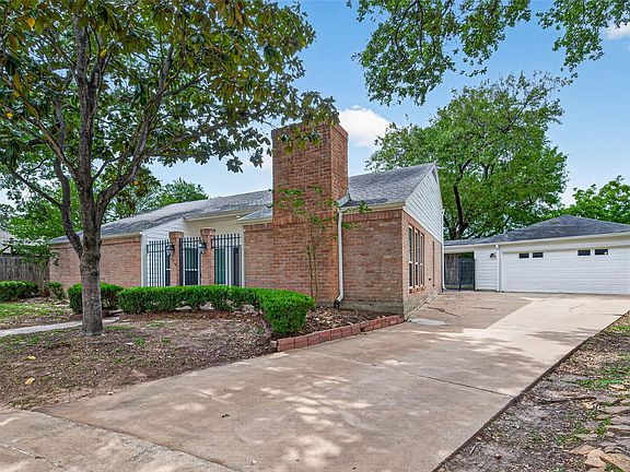 3rd image of 12319 Ella Lee Ln
