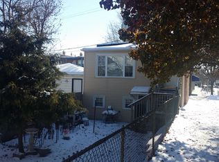 2811 Wedgewood Rd, Des Moines, IA 50317