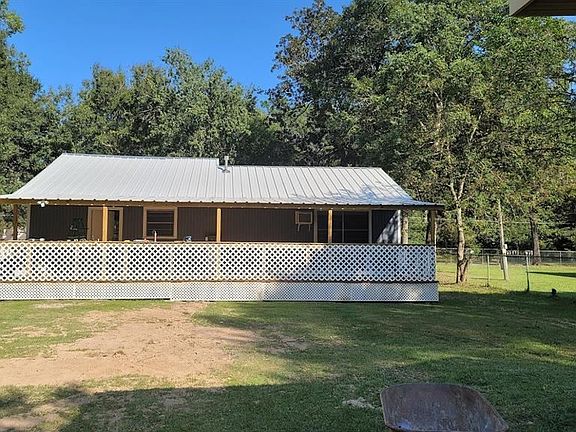 3rd image of 17982 Arbor Oaks Cir