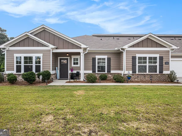 2925 Rambler Dr, Loganville, GA 30052