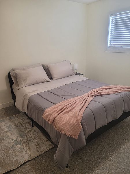 Edmonton Apartment for rent - 2 Bedrooms — photo 5